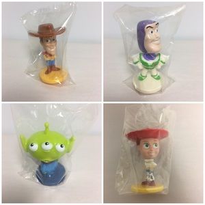New Disney Kellog 4 Piece Set Bobble Head 🌸